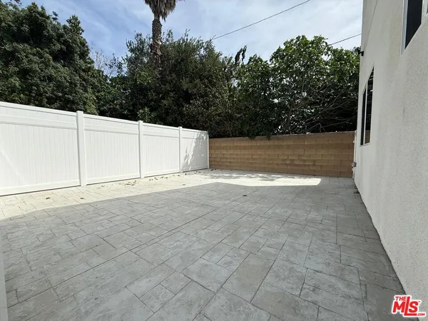 $3,990 | 7342 Forbes Avenue, Lake Balboa, CA 91406