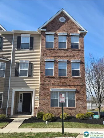 $2,700 | 3103 Goshen Drive, Unit M48U, Pennsburg, PA 18073