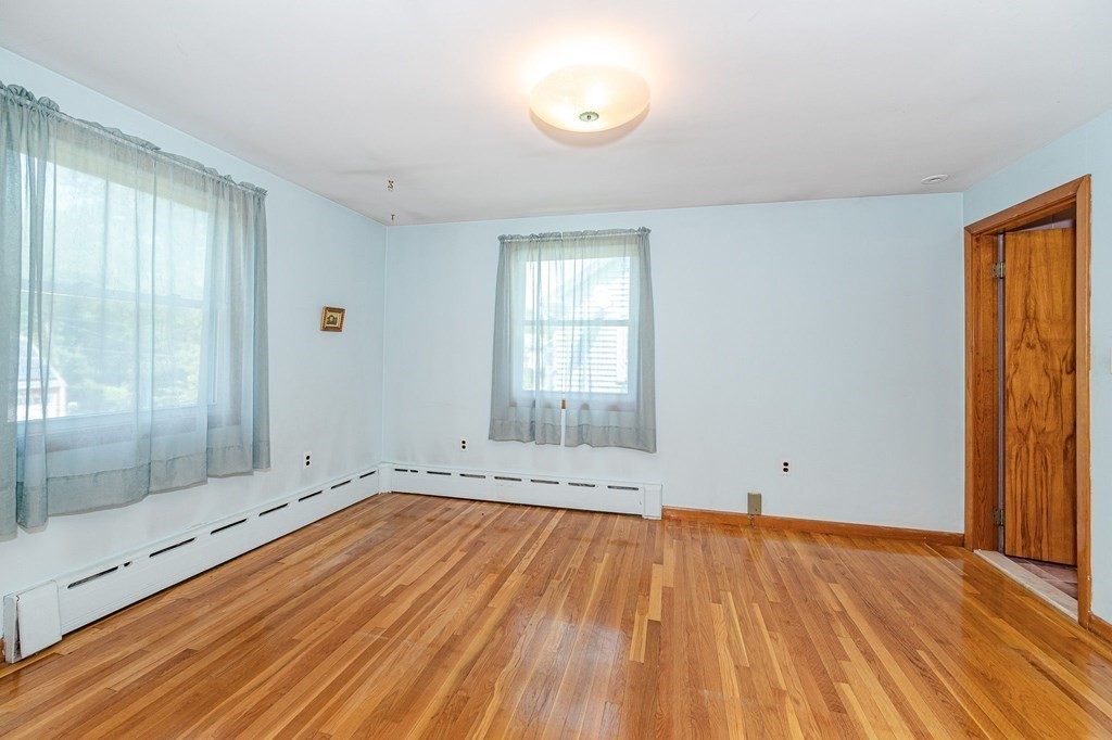 7 Carol Street Stoneham, MA 02180 - Photo 17 of 40