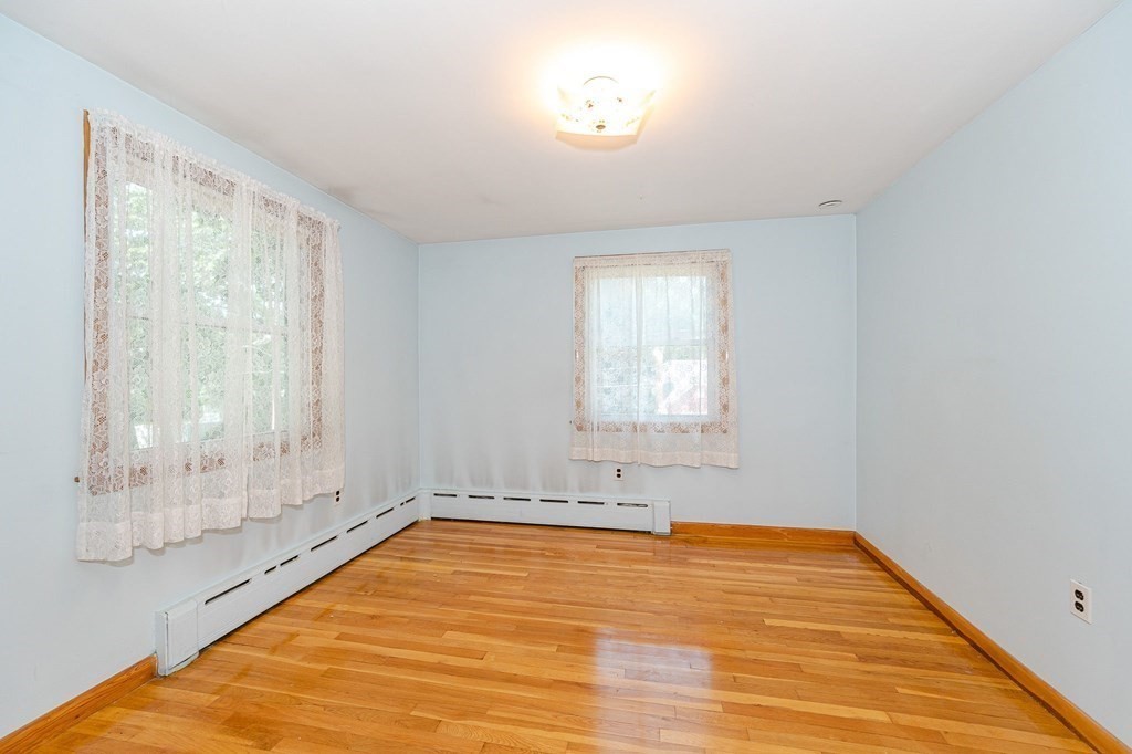 7 Carol Street Stoneham, MA 02180 - Photo 18 of 40