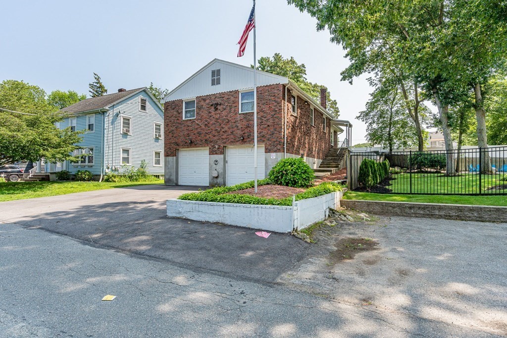 7 Carol Street Stoneham, MA 02180 - Photo 2 of 40