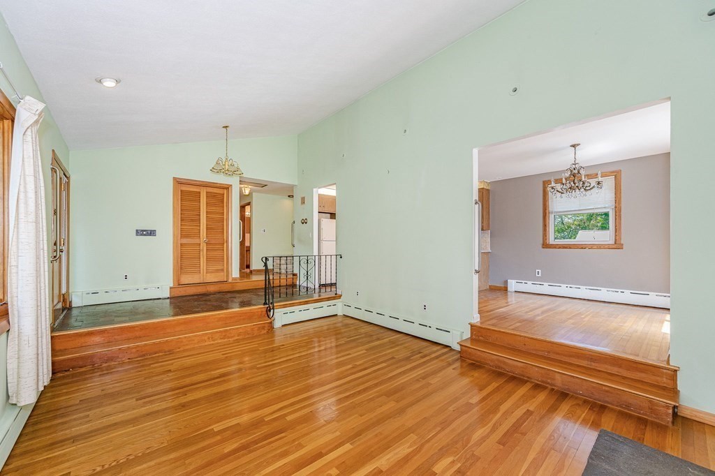 7 Carol Street Stoneham, MA 02180 - Photo 8 of 40