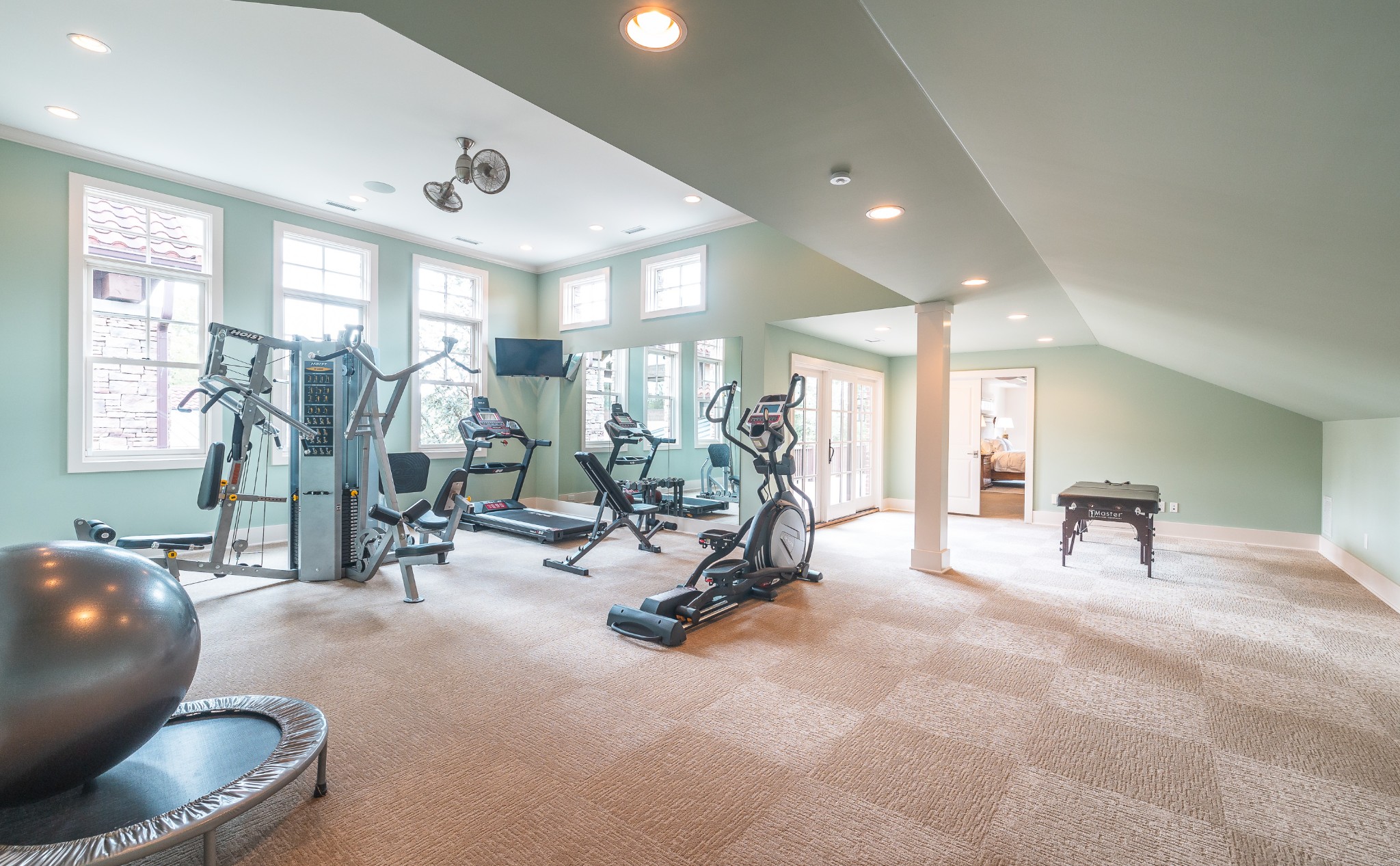 4750 Sharpsville Road Murfreesboro, TN 37130 - Photo 42 of 70 a view of a room with gym equipment
