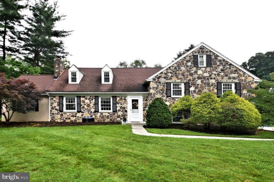 690 General Scott Road Wayne, PA 19087 - Photo 1 of 30