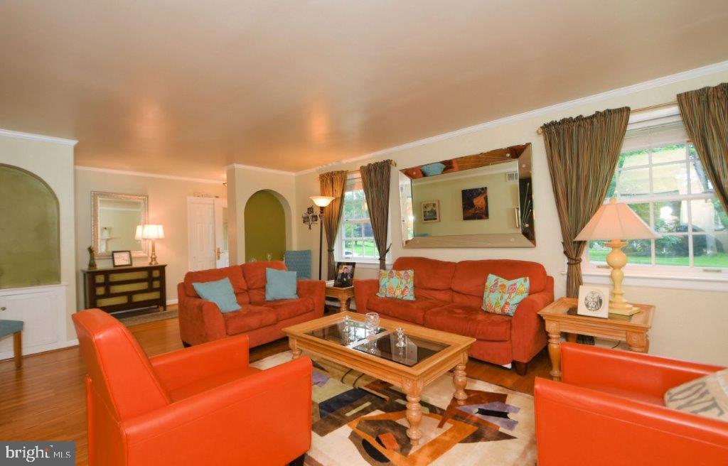 690 General Scott Road Wayne, PA 19087 - Photo 4 of 30