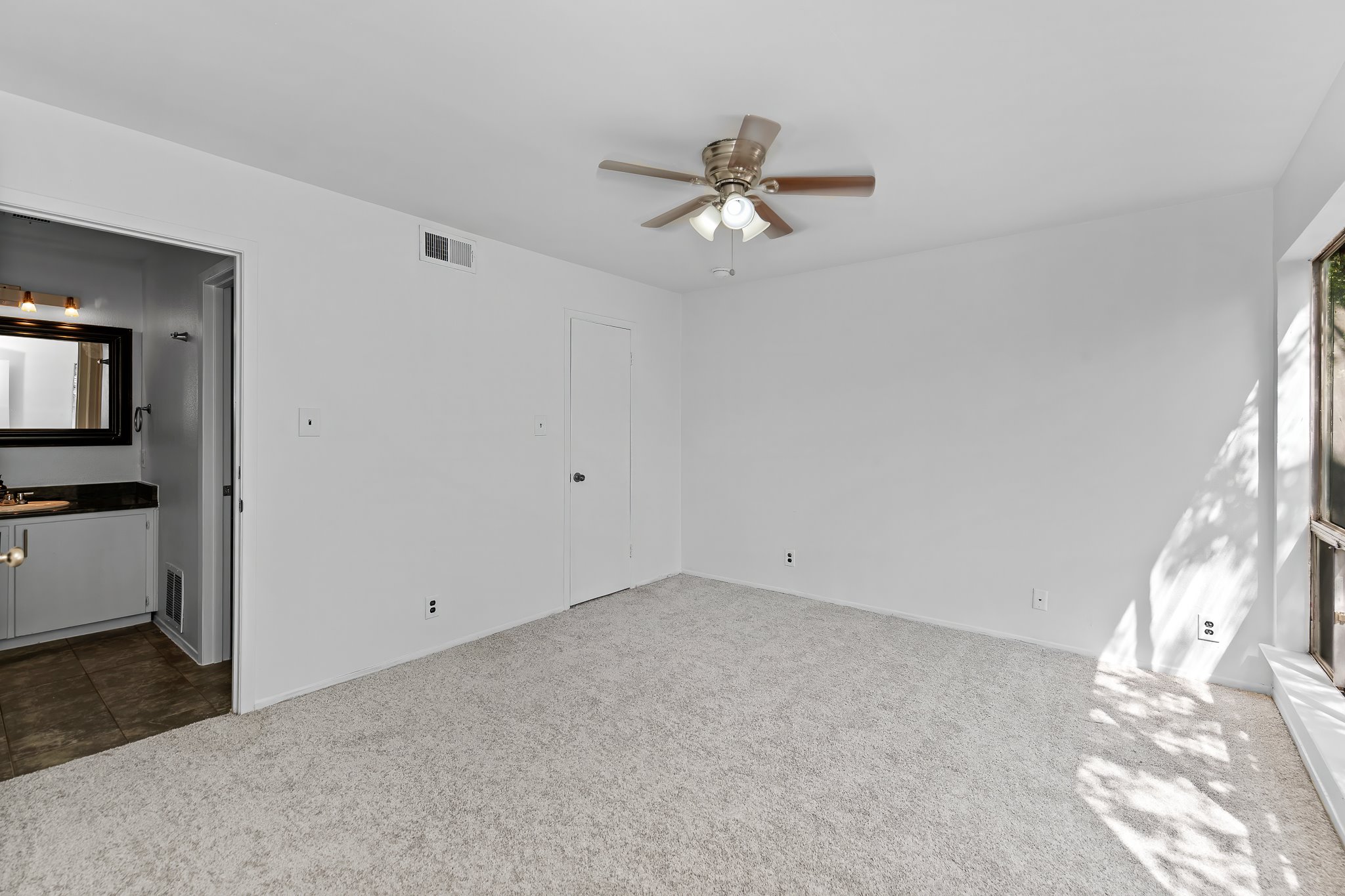 1405 Hartford Road, Unit 106 Austin, TX 78703 - Photo 28 of 30