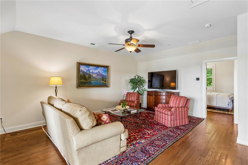 2775 Paces Lookout Lane Southeast Atlanta, GA 30339 - Photo 34 of 47