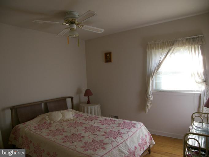 5118 Durham Road East Columbia, MD 21044 - Photo 14 of 15 Bedroom