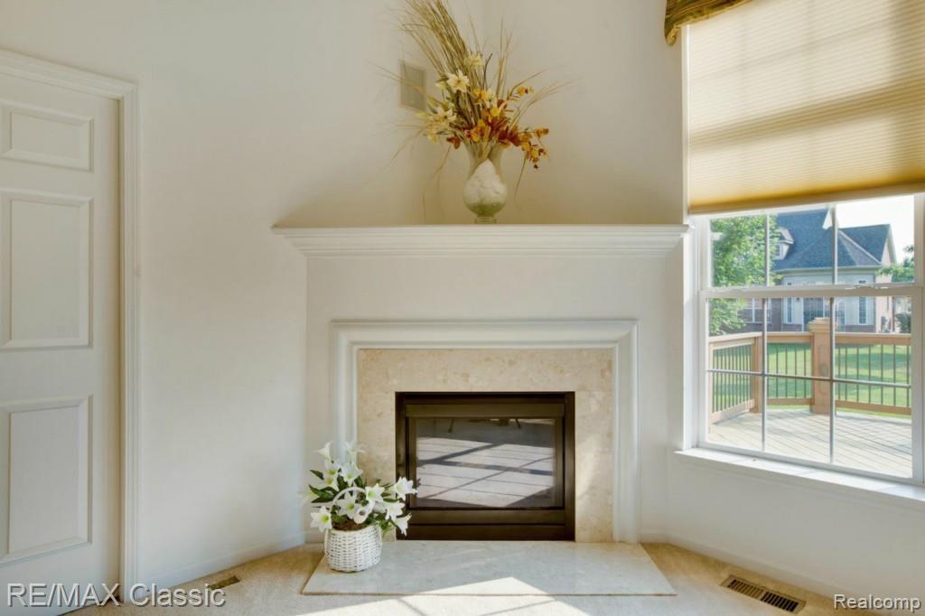 4064 Bridgeview Lane, Unit 67 Canton, MI 48188 - Photo 8 of 23 Gas Fireplace