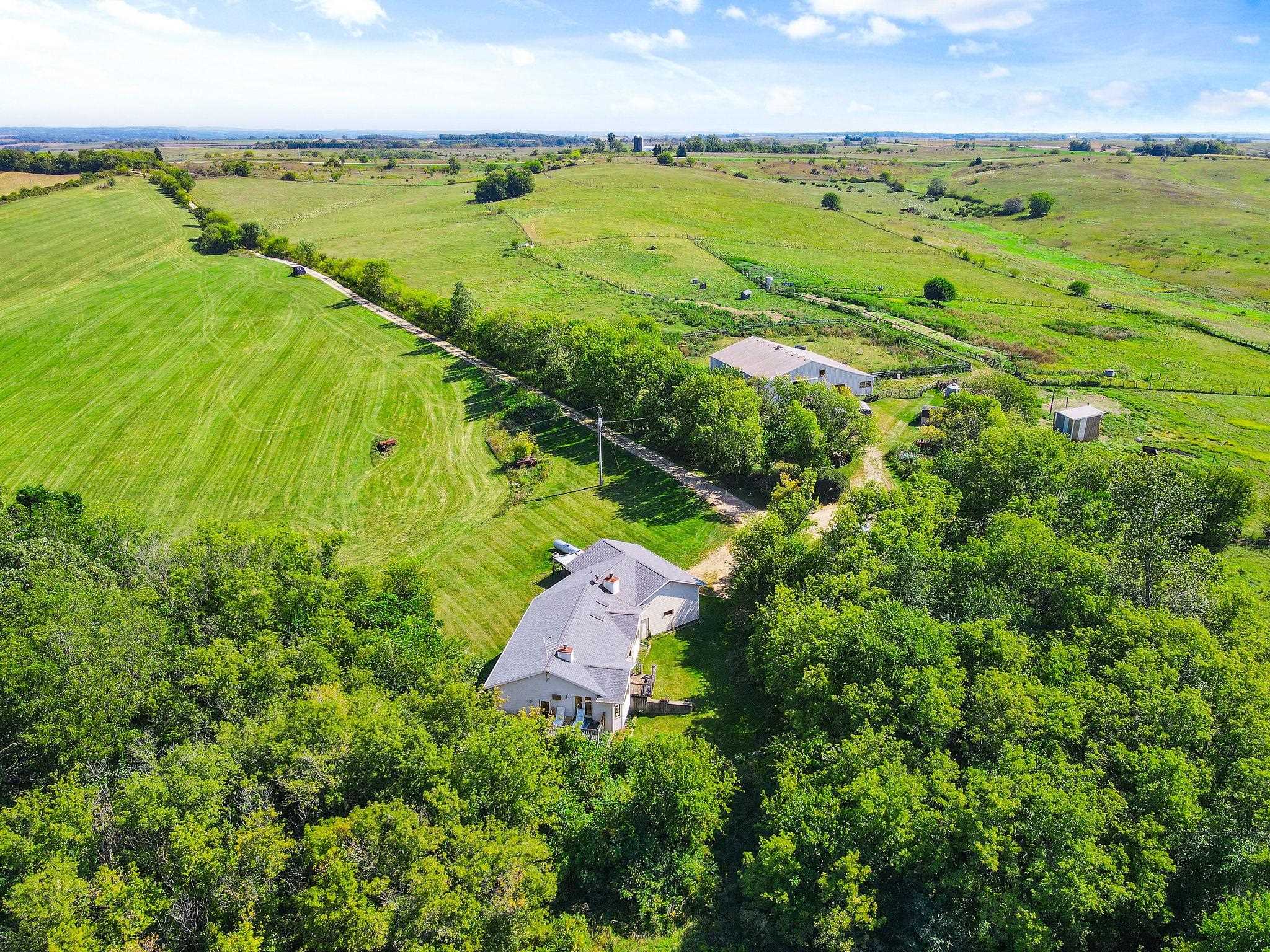 847 County Rd Jg Mount Horeb, WI 53572 - Photo 11 of 42