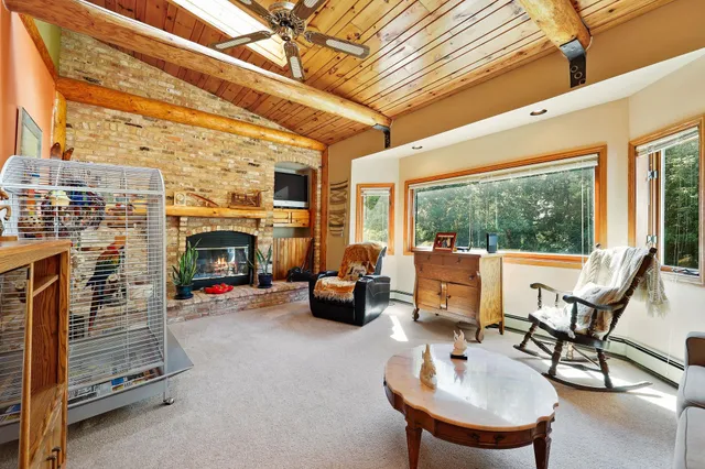 $1,300,000 | 847 County Rd Jg, Mount Horeb, WI 53572