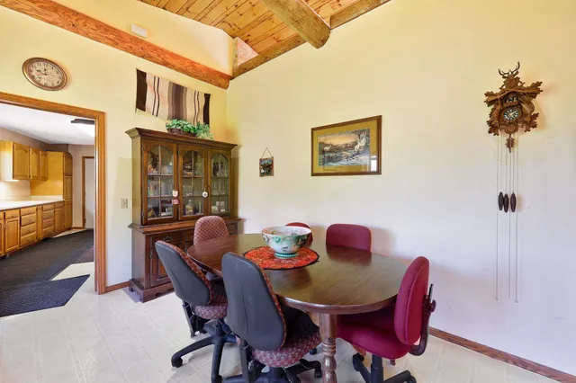 $1,300,000 | 847 County Rd Jg, Mount Horeb, WI 53572