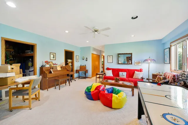 $1,300,000 | 847 County Rd Jg, Mount Horeb, WI 53572