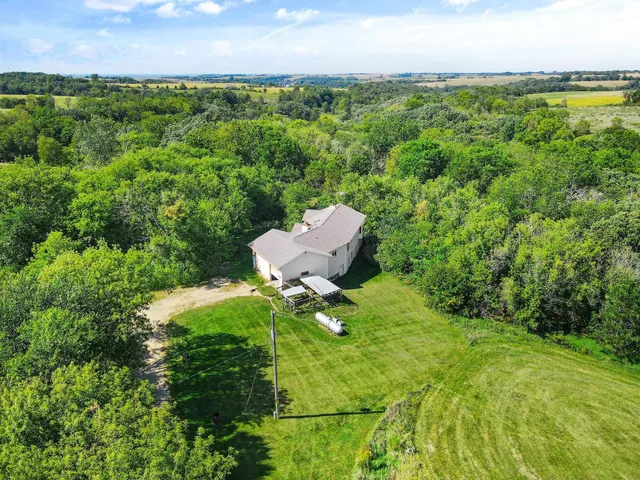 $1,300,000 | 847 County Rd Jg, Mount Horeb, WI 53572