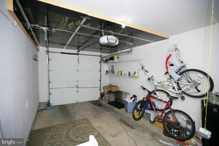116 Ridgepoint Place Gaithersburg, MD 20878 - Photo 10 of 30 Garage 1