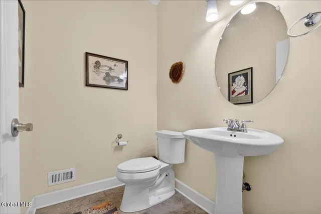 $845,000 | 1019 Gideon Trace, Charlton, NY 12302