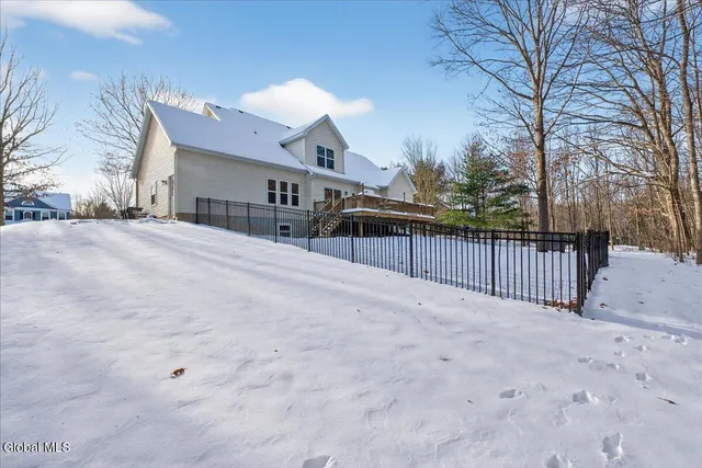 $845,000 | 1019 Gideon Trace, Charlton, NY 12302