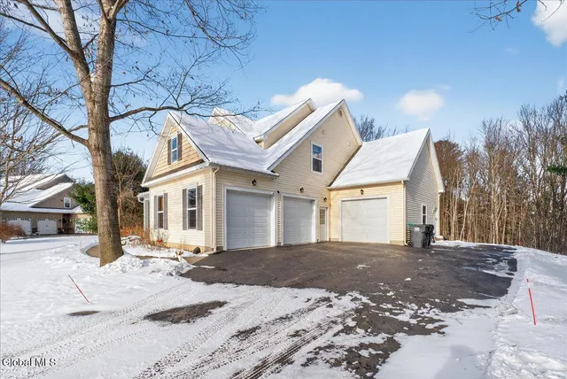 $845,000 | 1019 Gideon Trace, Charlton, NY 12302