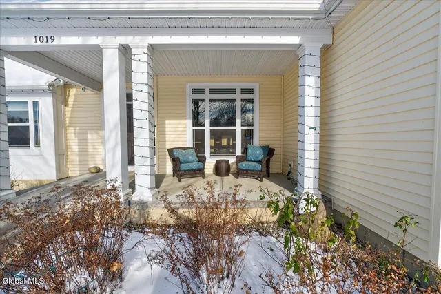 $845,000 | 1019 Gideon Trace, Charlton, NY 12302