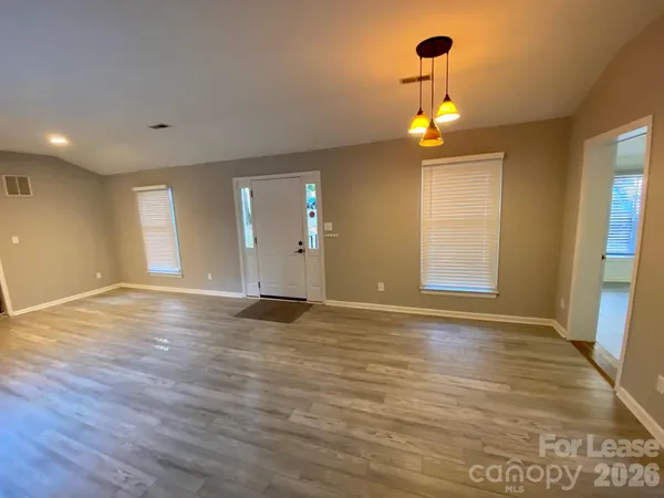 $2,200 | 4415 Garris Road, Charlotte, NC 28209