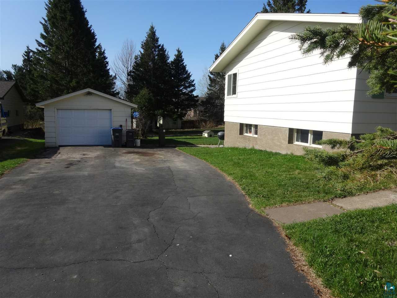 2516 Anderson Road Duluth, MN 55811 - Photo 3 of 17 Gallery Image 3