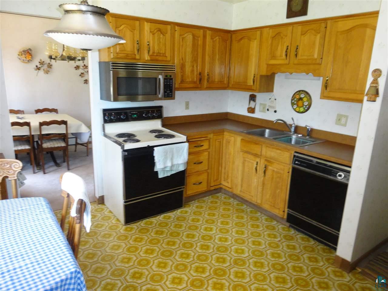 2516 Anderson Road Duluth, MN 55811 - Photo 4 of 17 Gallery Image 4