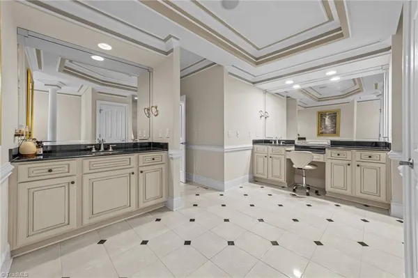 $1,050,000 | 196 Arnold Palmer Drive, Advance, NC 27006