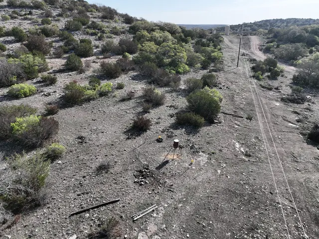 a view of a dry field