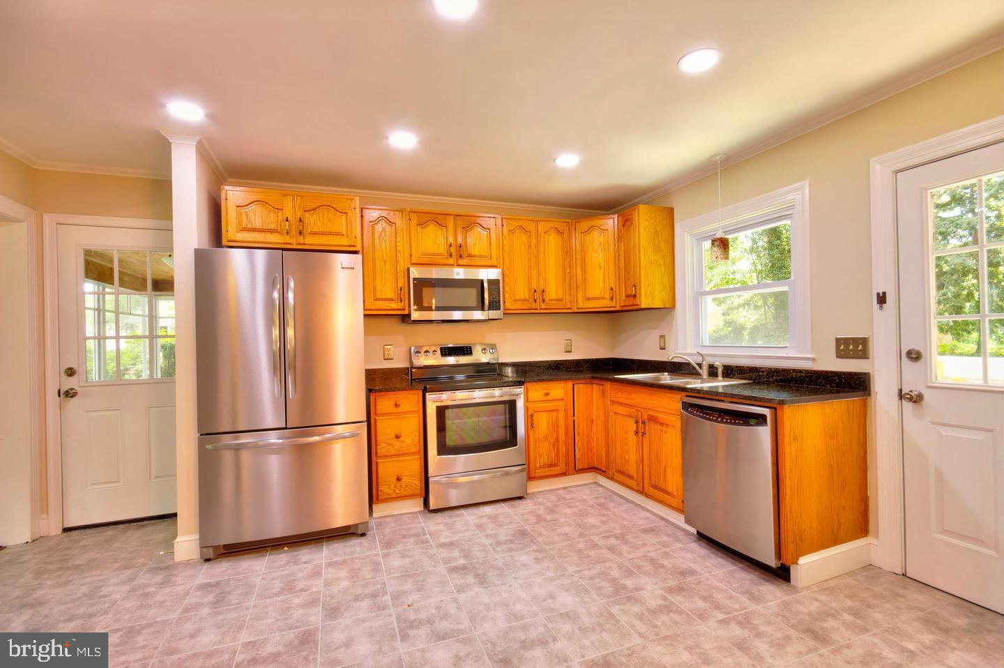 208 Powell Avenue Salisbury, MD 21801 - Photo 20 of 49 Kitchen