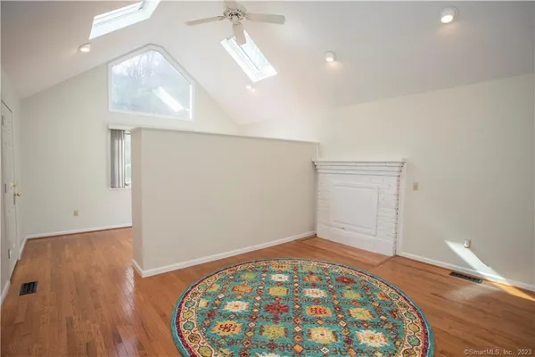 $2,175 | 115 Ayers Point Road, Old Saybrook, CT 06475