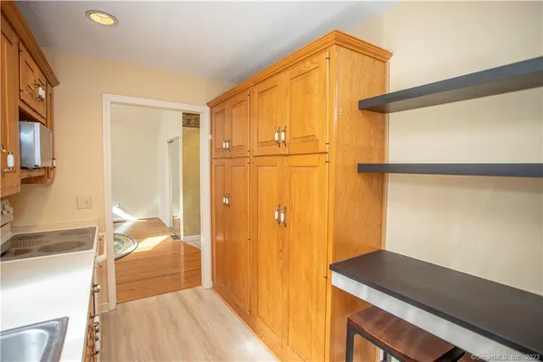 $2,175 | 115 Ayers Point Road, Old Saybrook, CT 06475