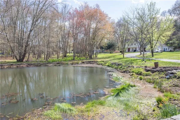 $2,175 | 115 Ayers Point Road, Old Saybrook, CT 06475