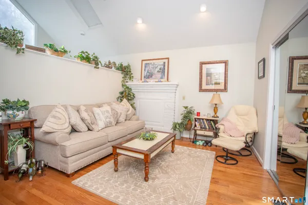 $2,175 | 115 Ayers Point Road, Old Saybrook, CT 06475