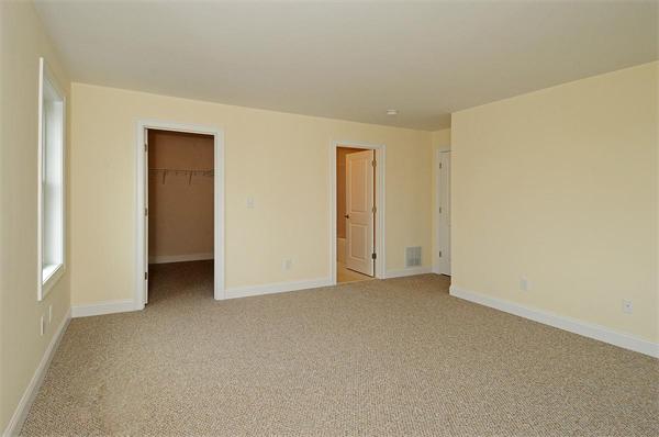 19 Amanda Way Salem, MA 01970 - Photo 5 of 7