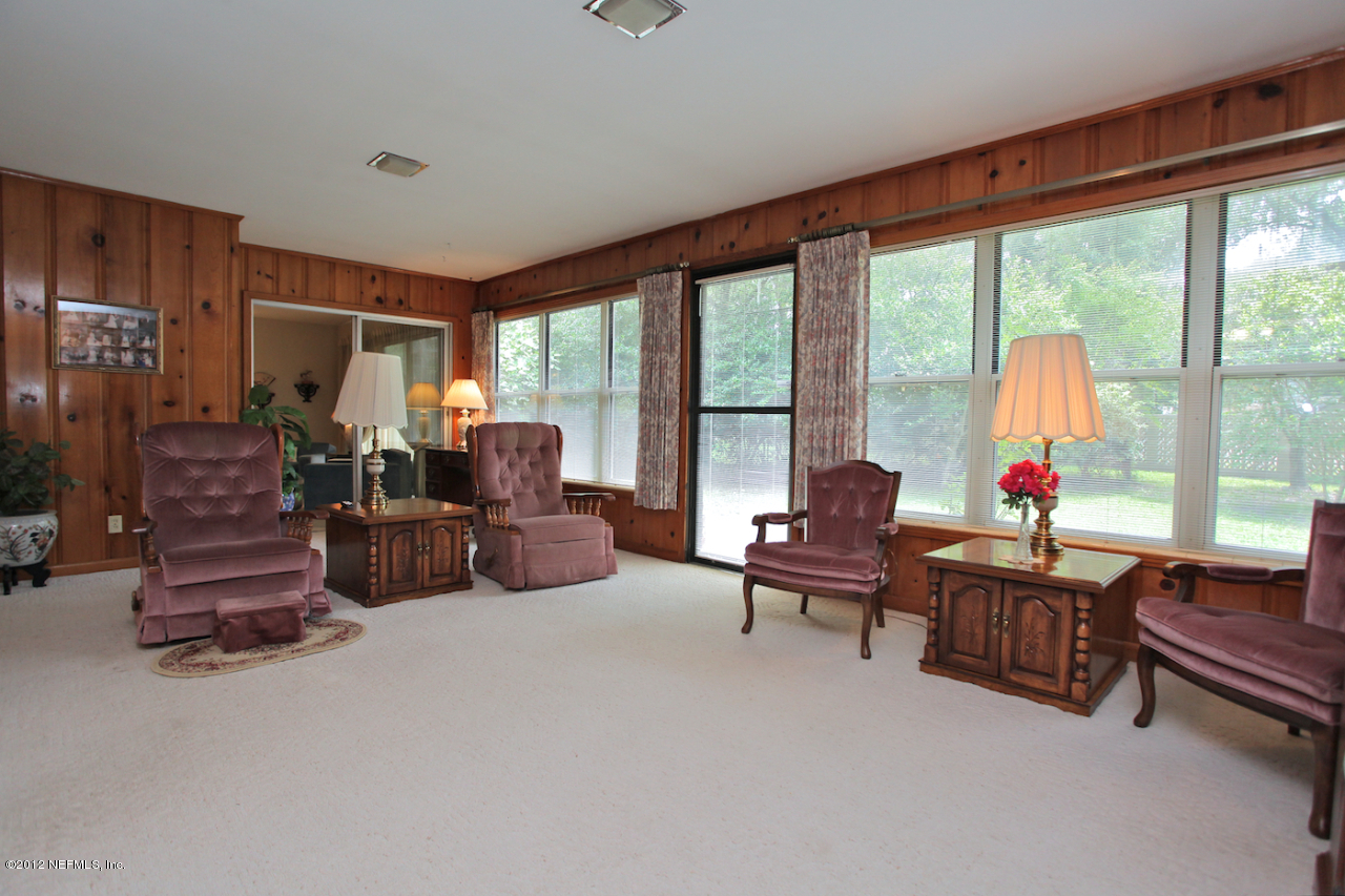 2442 Holly Point Road East Orange Park, FL 32073 - Photo 13 of 25 Family Room - Third View