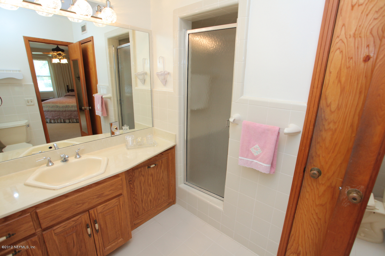 2442 Holly Point Road East Orange Park, FL 32073 - Photo 18 of 25 Master Bathroom