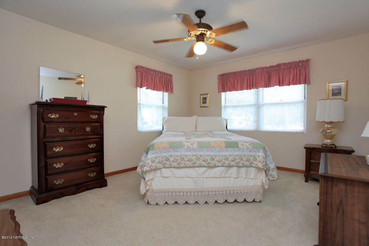 2442 Holly Point Road East Orange Park, FL 32073 - Photo 19 of 25 Second Bedroom