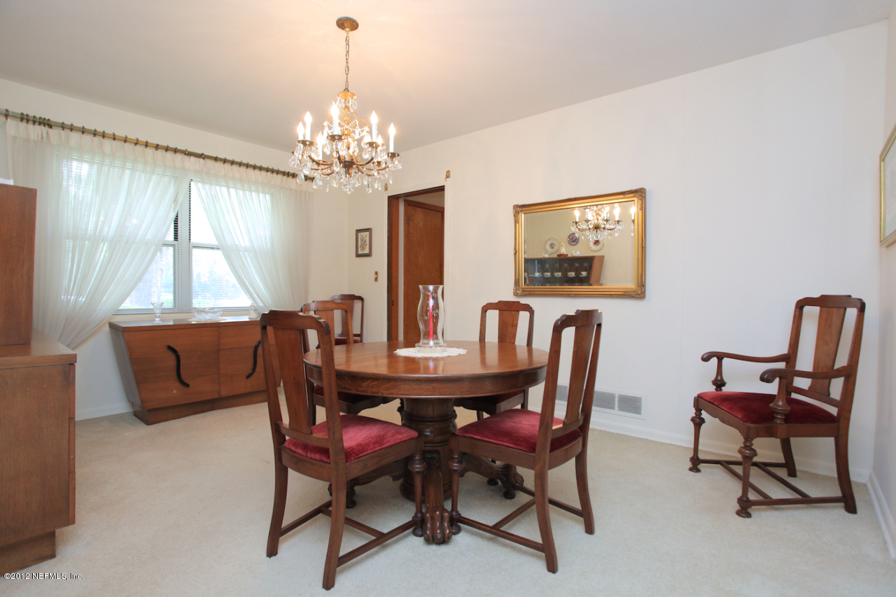 2442 Holly Point Road East Orange Park, FL 32073 - Photo 10 of 25 Dining Room - Second View