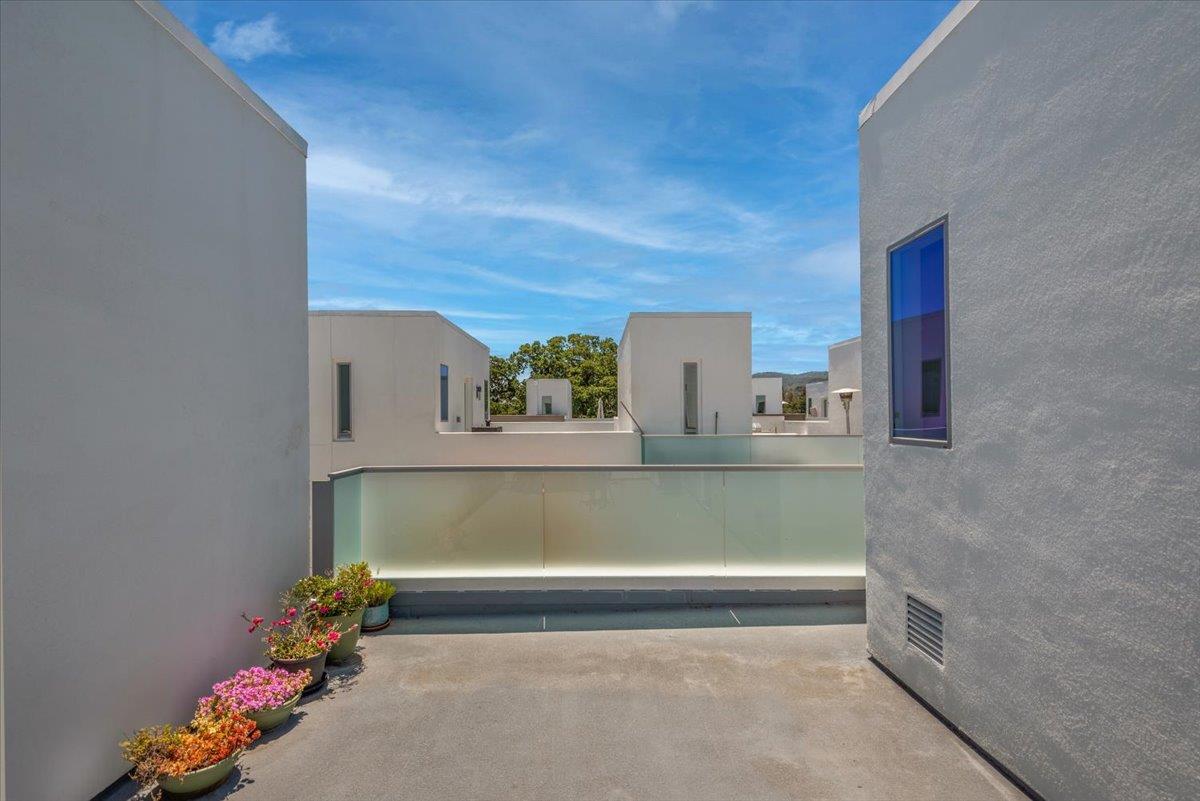 7961 Regional Common Dublin, CA 94568 - Photo 31 of 40 a view of entryway