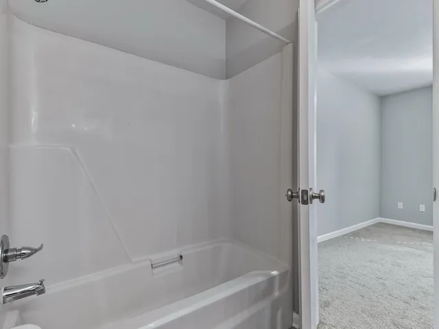 $195,000 | 301 South Lipona Road, Unit 12 AKA 10E, Tallahassee, FL 32304