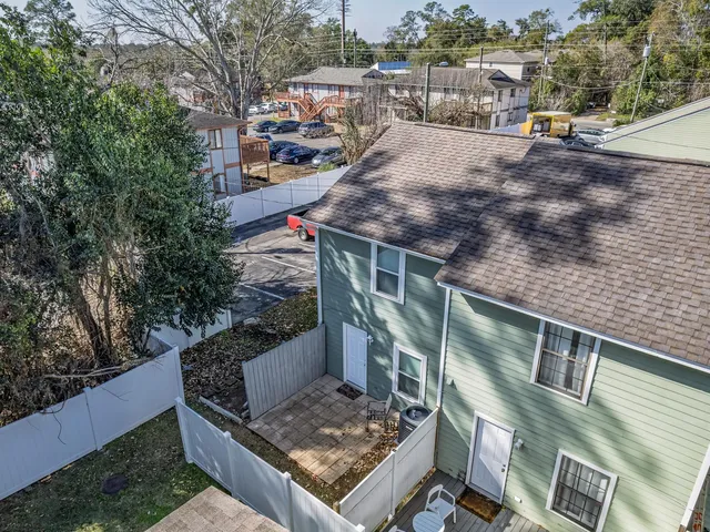 $195,000 | 301 South Lipona Road, Unit 12 AKA 10E, Tallahassee, FL 32304