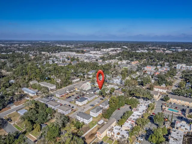 $195,000 | 301 South Lipona Road, Unit 12 AKA 10E, Tallahassee, FL 32304