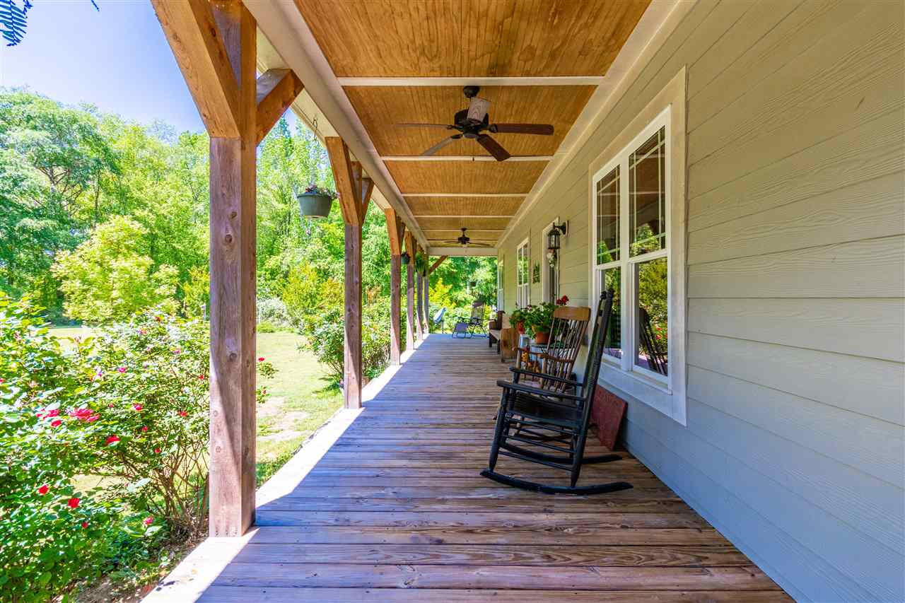 8388 Buffalo Road Selma, NC 27576 - Photo 3 of 30 Dreamlike Front Porch!