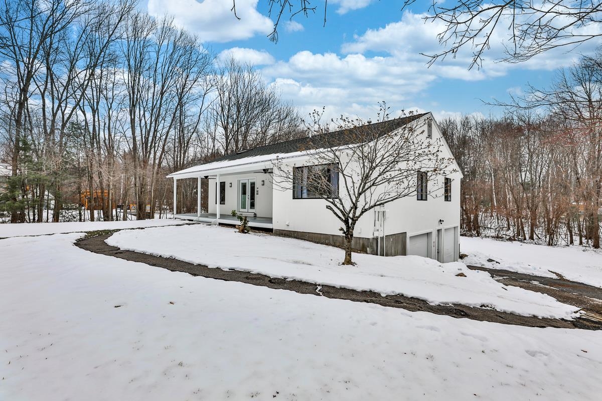 14 Lancaster Farm Road Salem, NH 03079 - Photo 1 of 40