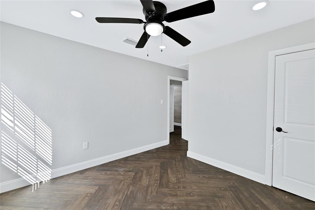 4120 Fry Street Fort Worth, TX 76115 - Photo 15 of 29 Unfurnished bedroom featuring a ceiling fan and recessed lighting