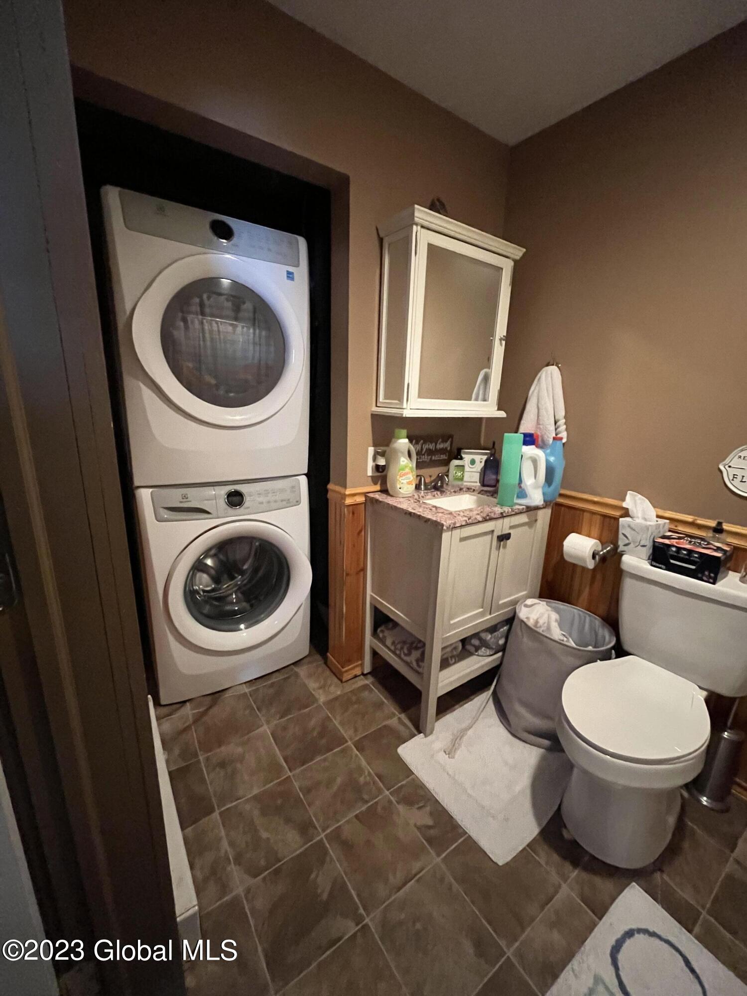 118 Phillips Road Pittstown, NY 12185 - Photo 9 of 10 IMG_1292