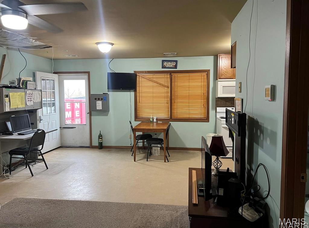 197 Old Springfield Road Bourbon, MO 65441 - Photo 5 of 15