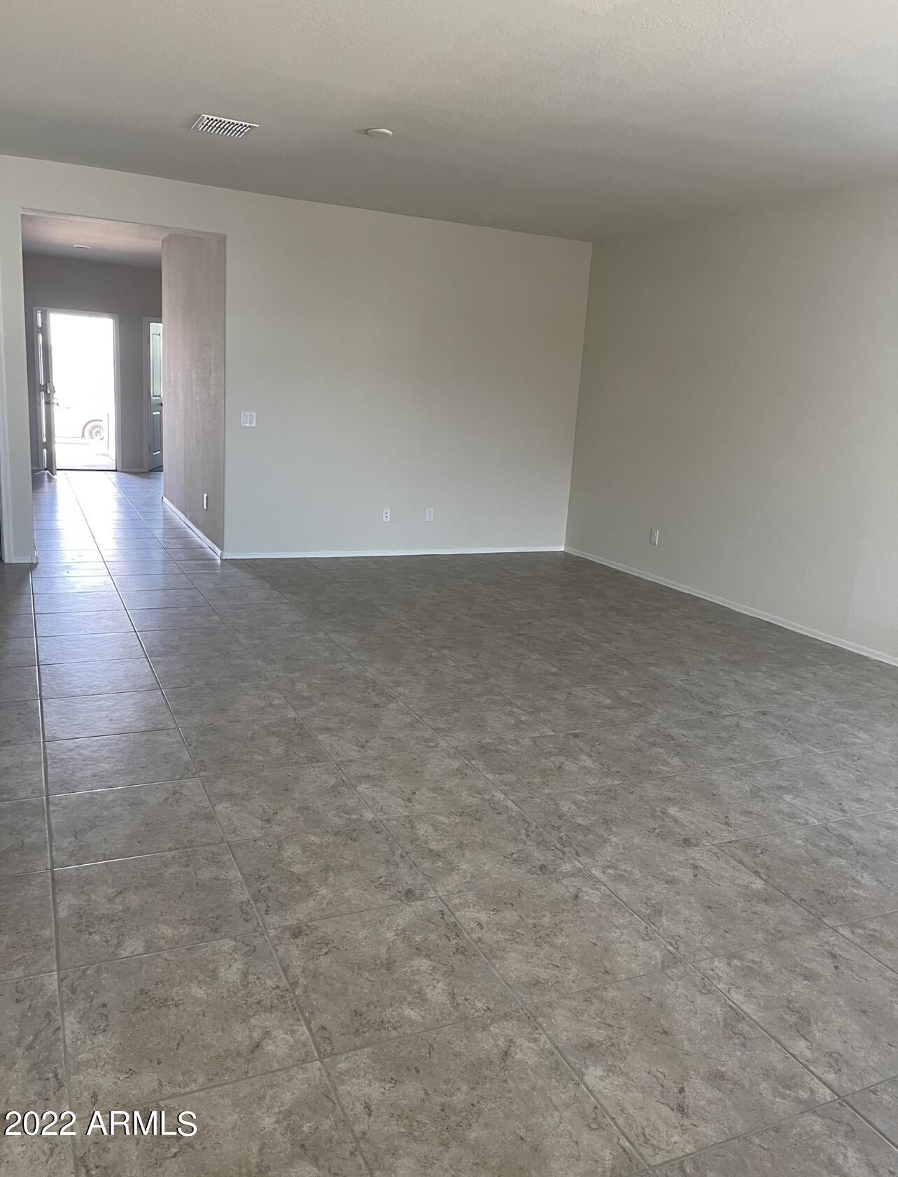 7829 West Cordes Road Phoenix, AZ 85043 - Photo 11 of 15 IMG_8756