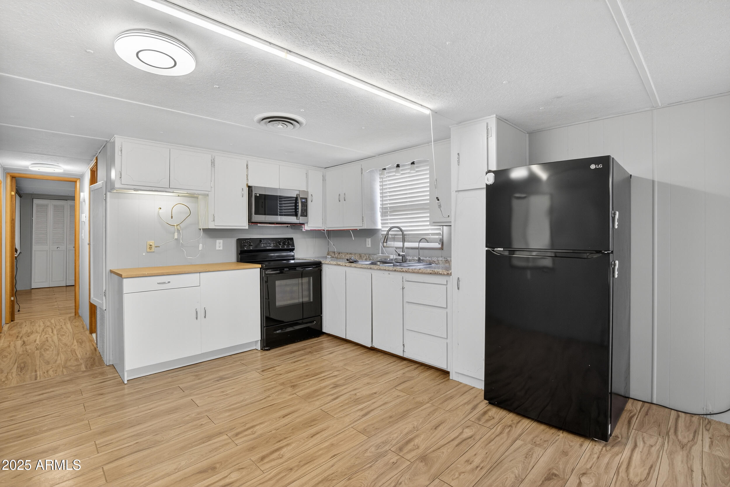 701 South Dobson Road, Unit 489 Mesa, AZ 85202 - Photo 6 of 15 Kitchen 2