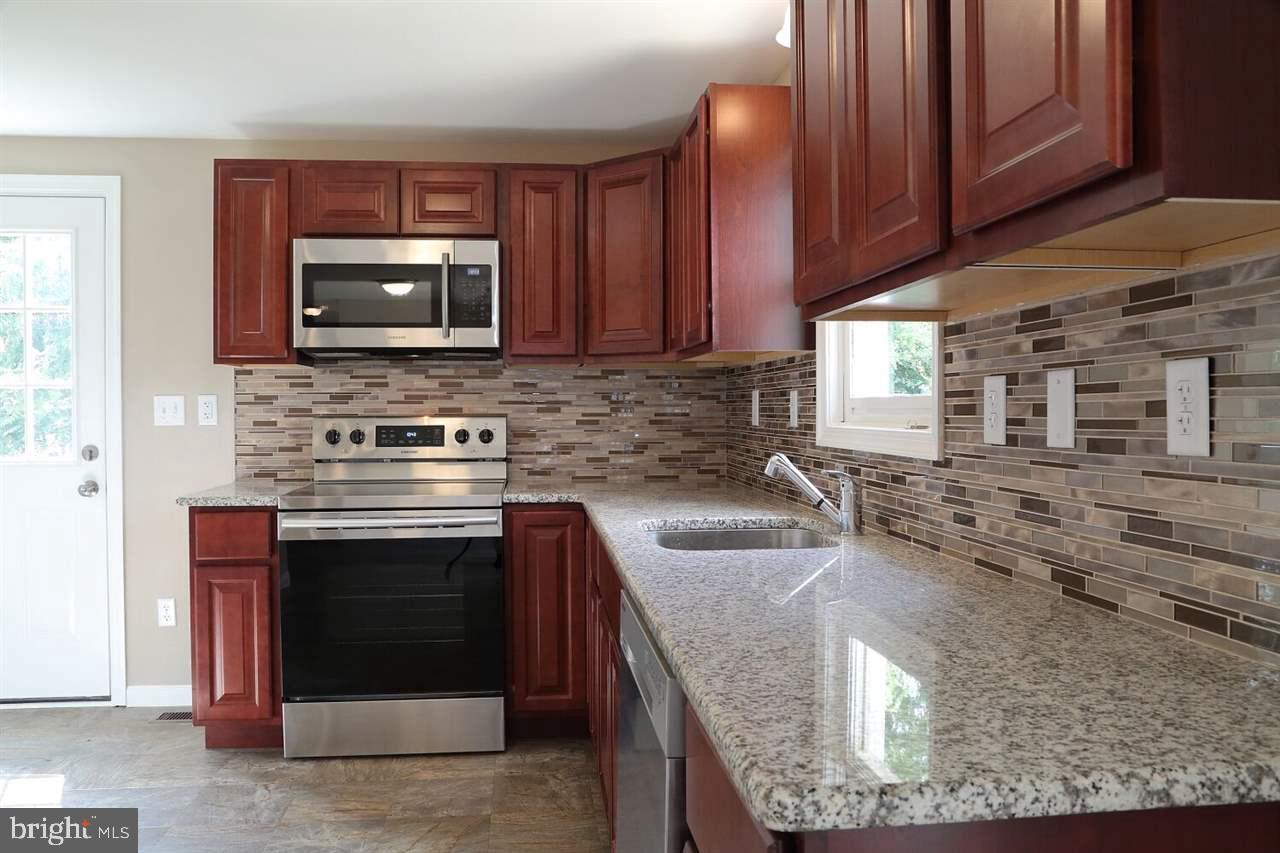 28 South Biesecker Rd Spring Grove Pa York, PA 17408 - Photo 16 of 21